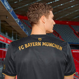 ADIDAS JOSHUA KIMMICH BAYERN MUNICH AUTHENTIC MATCH UEFA CHAMPIONS LEAGUE AWAY JERSEY 2021/22 10