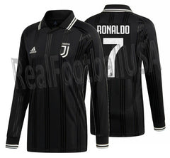 ADIDAS CRISTIANO RONALDO REAL MADRID ICONS LONG SLEEVE T-SHIRT RETRO J –